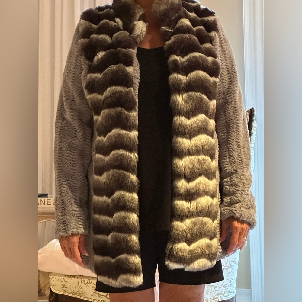 Lapis brand overtop faux fur jacket